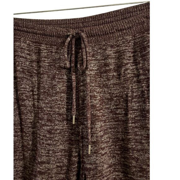 Grey and Burgundy Gap Sweater and Jogger Set Size M - Picture 10 of 10